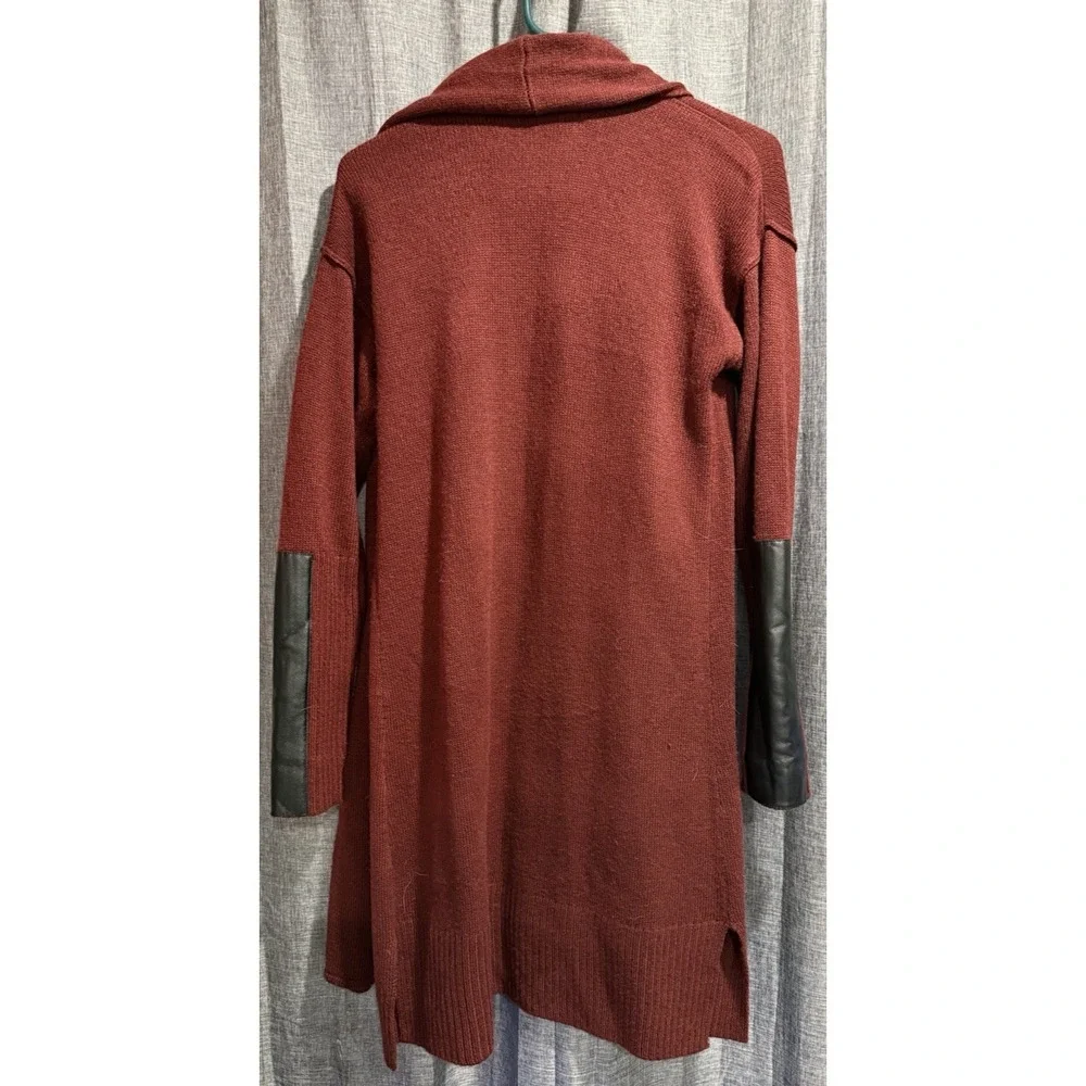 Kate & Mallory Cardigan Faux Leather/Ribbed LS Size Med. Open Sweater Cranberry